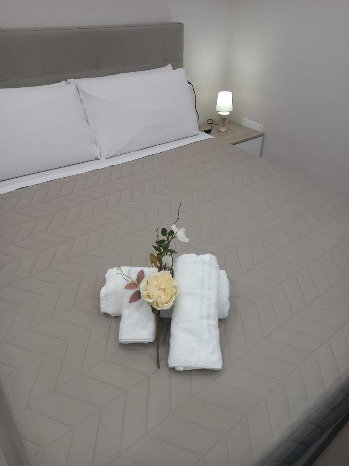 Antico-Vicolo Appartamento Viviana Vercelli Ngoại thất bức ảnh